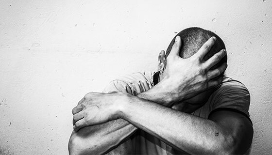 ارتباط افسردگی با خودکشی