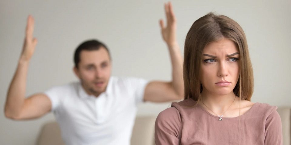 آشوب کشیدن روابط با خانواده‌ی همسر