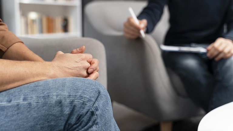 آشنایی با درمانگر